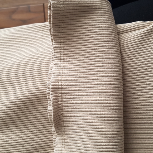 Room Service Cream Elastic Waist Ribbed Skirt Size L - Picture 10 of 10